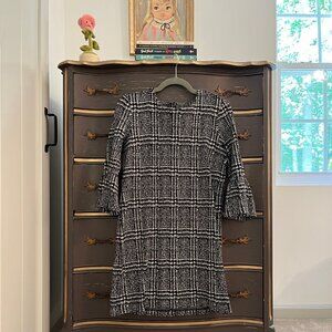 Business-Casual Mod Shift Dress with Bell Sleeves (Banana Republic) size S